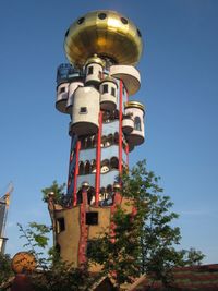 Hundertwasserturm der Brauerei Kuchlbauer